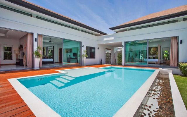 Blissful Stay at Grand Villa Tangerine