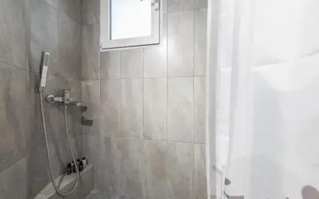 Bright apt in the heart of Athens