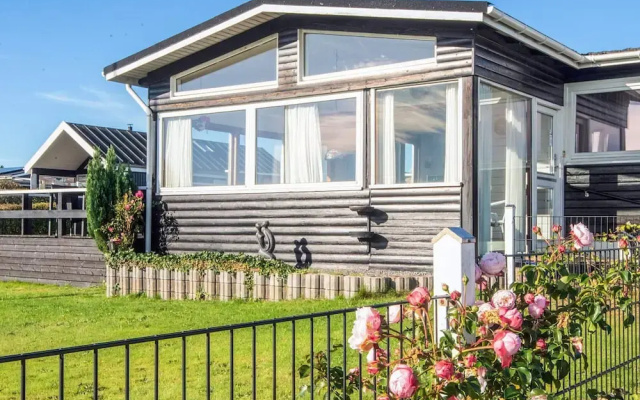 Panoramic Cottage Retreat-by Traum