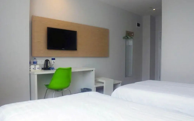 Motel 168