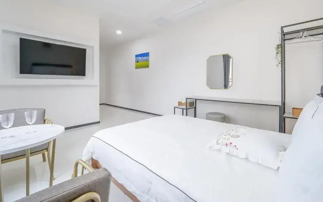 Gapyeong Hyeonwoo Poolvilla