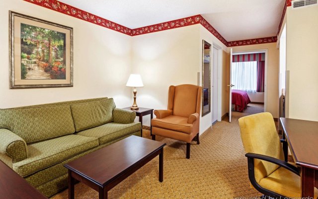 Country Inn & Suites by Radisson, Charleston North, SC