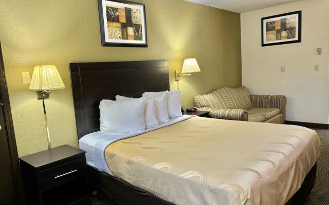 Cozy Inn formerly Quality Inn