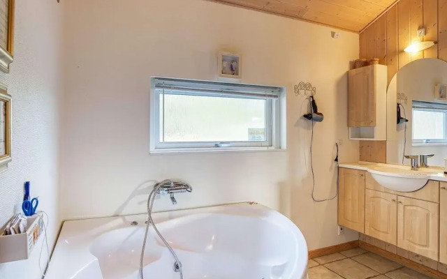 8 Person Holiday Home in Rodby-by Traum