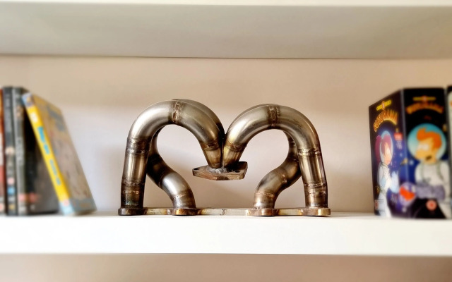 Vibrant Spacious Apartment In West End