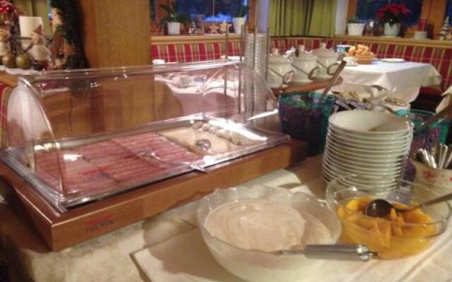 Gmnder Klause Pension