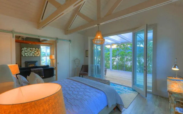 The Peninsula Experience