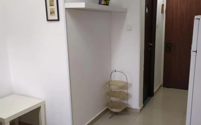 Nelly's Housing Unit