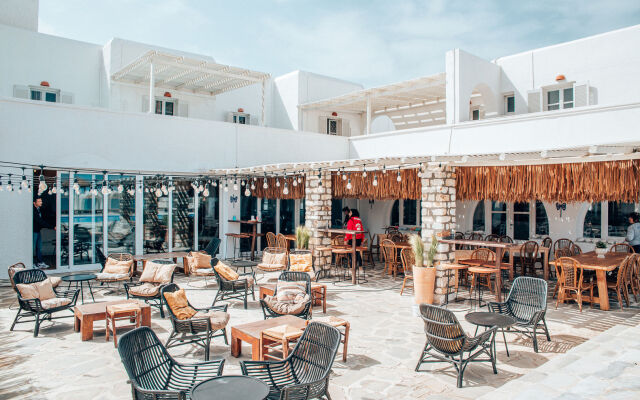 Paros Holiday Sun
