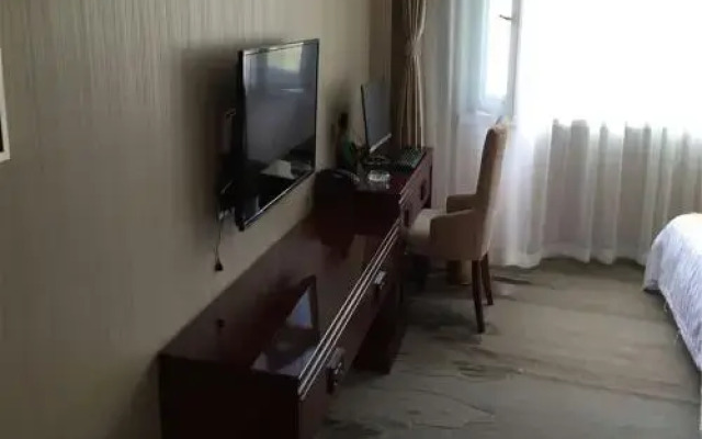 168 Business Hotel