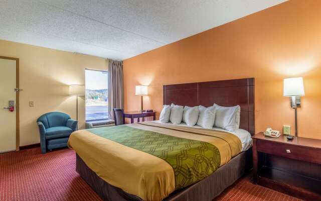 Econo Lodge Rocky Top