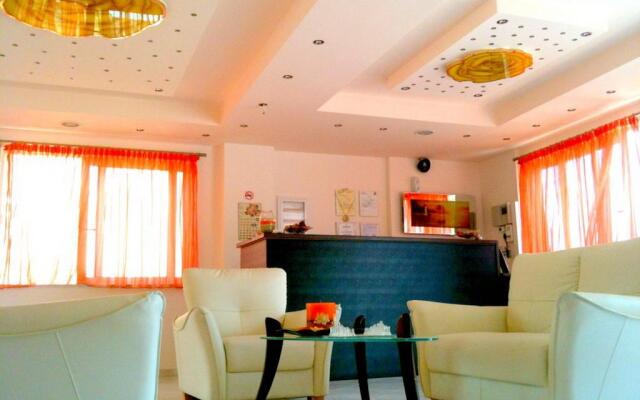 Golden Rose Suites