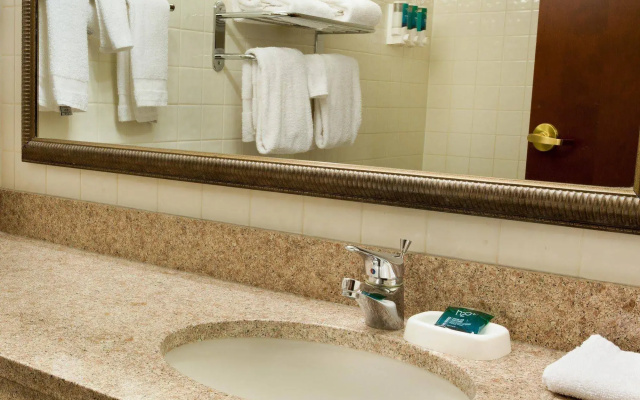 Drury Plaza Hotel St. Louis Creve Coeur