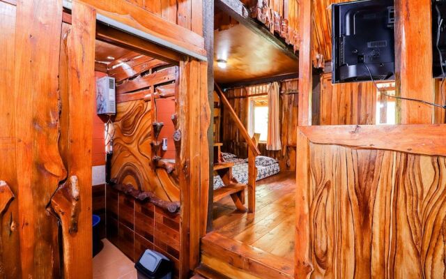 Rimbono Homestay