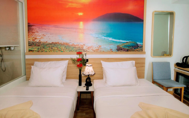 Royal HPM Hotel – Guest Rooms – Nha Trang