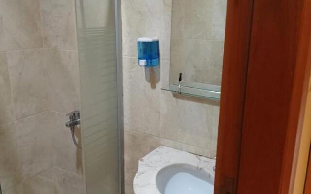 Luluat Al Sharq Hotel