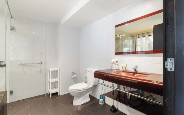 1BR Bathtub Near Beach Prime Spot C229