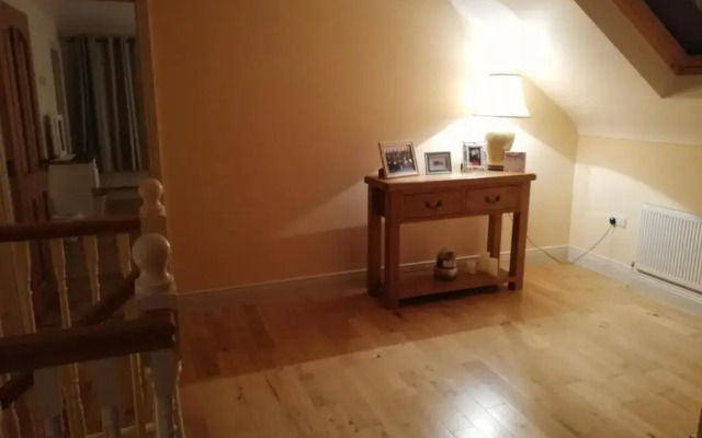 Glenmore House - ROOM ONLY