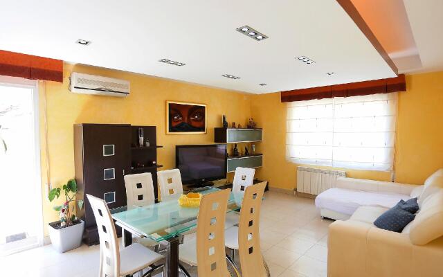 Leticia - Six Bedroom