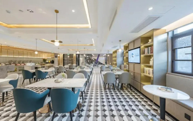 Shanghai Pudong Airport Chuansha Subway Station Atour Hotel