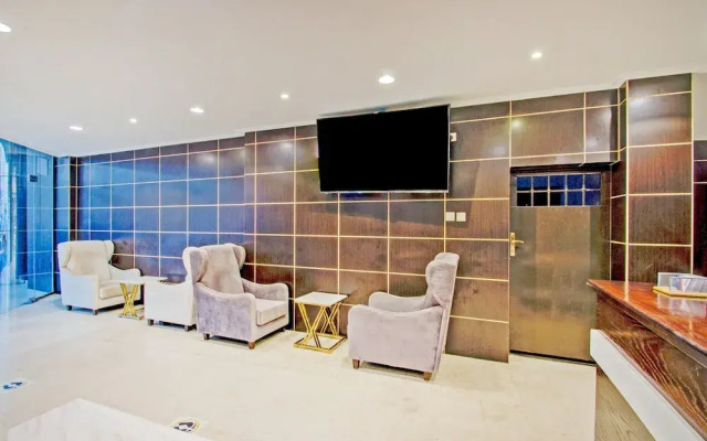 OYO 595 Aali For Residential Units