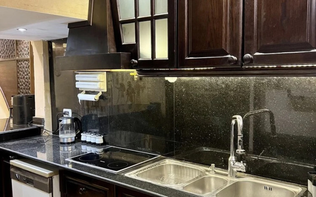 Rosa Black Baccara Suites W Gym