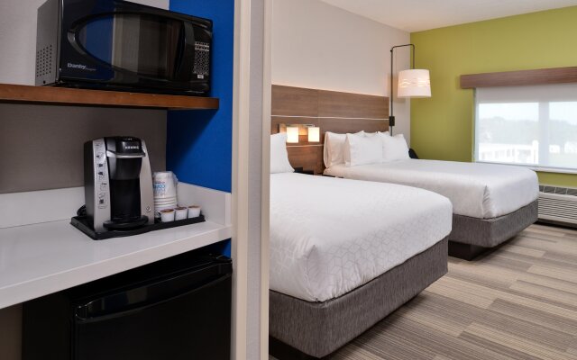 Holiday Inn Express & Suites West Melbourne, an IHG Hotel