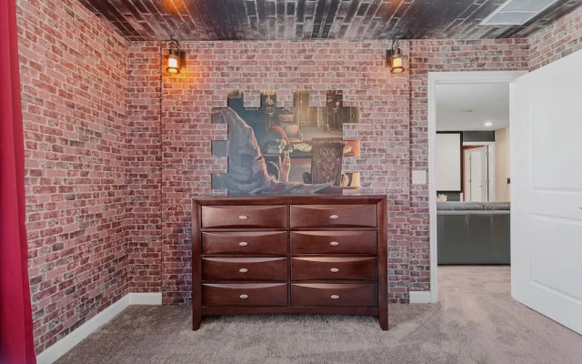 Must SEE Villa! Private Poolthemed Roomstheater!