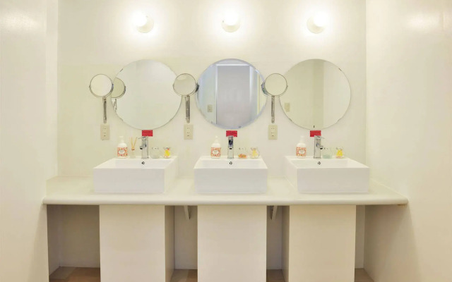 Khaosan Tokyo Laboratory