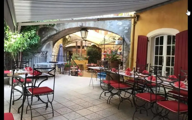 Hôtel L'Oronge