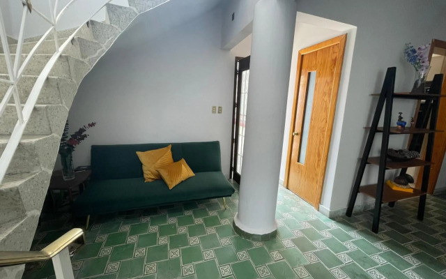 Céntrica casa, accesible a los lugares turísticos