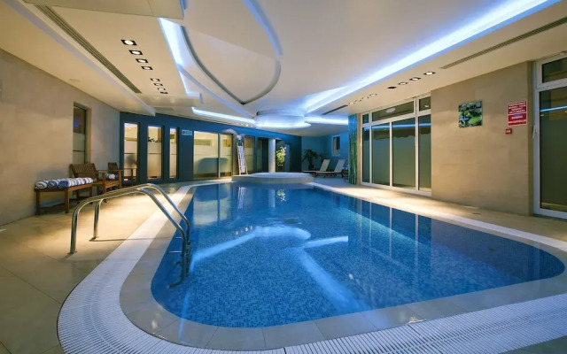 Residhome Appart Hotel Paris-Massy