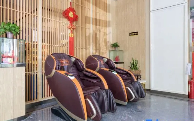 Puhua Hotel