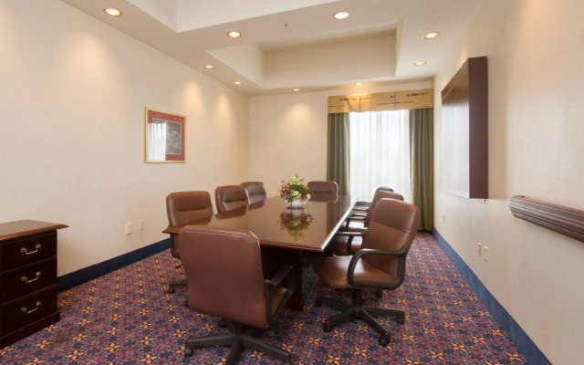 Hampton Inn Buffalo South/I-90