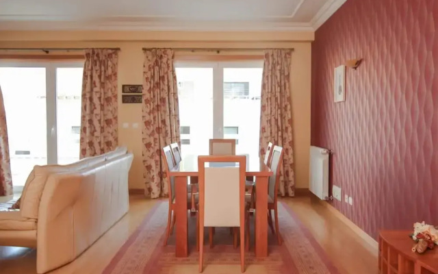 3 Bedroom Apartment by the Sea with Balcony