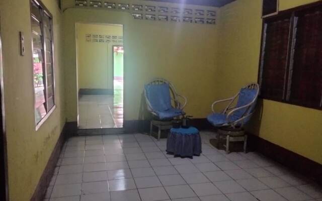 SPOT ON 92601 Penginapan Keluarga