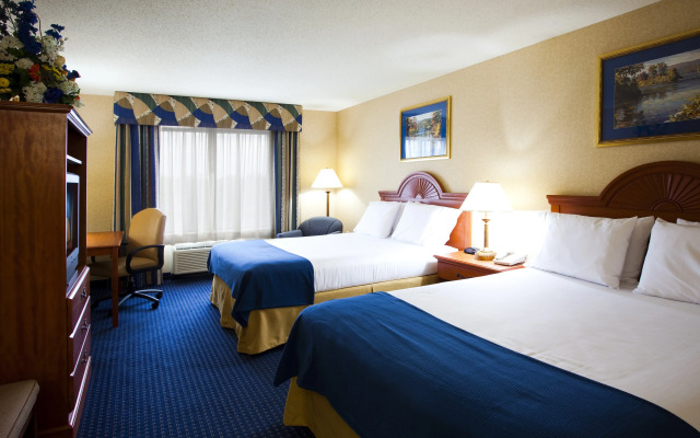 Holiday Inn Express Syracuse Airport by IHG