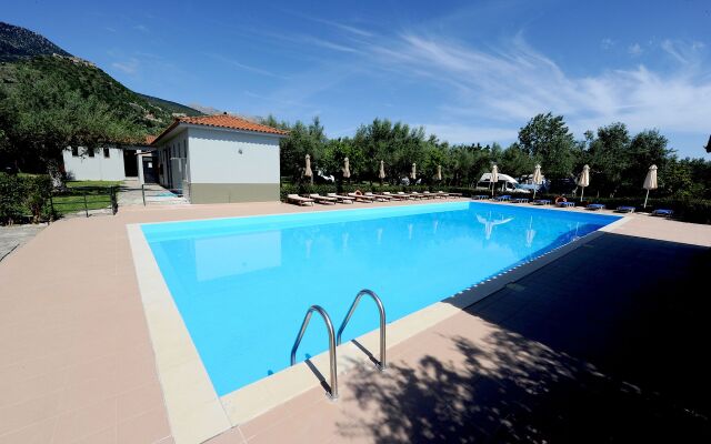 Castle View Bungalows Lakonia