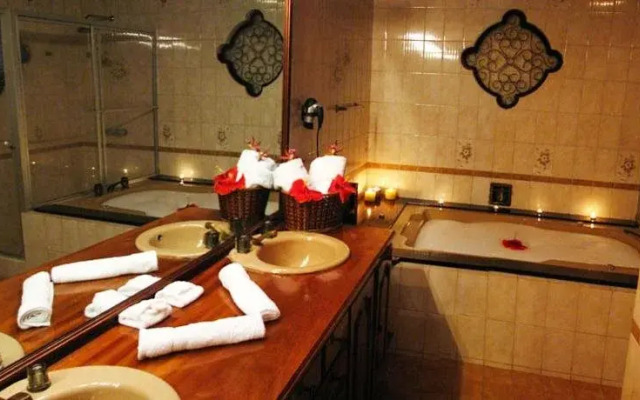 La Catalina Hotel and Suites