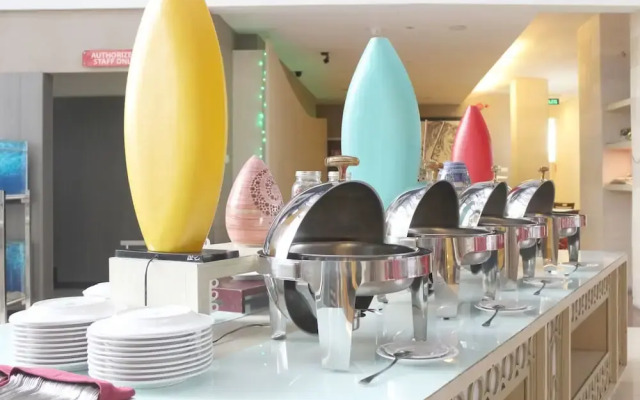 万隆艾里希汉佩拉斯119号酒店(Airy Cihampelas 119 Bandung)