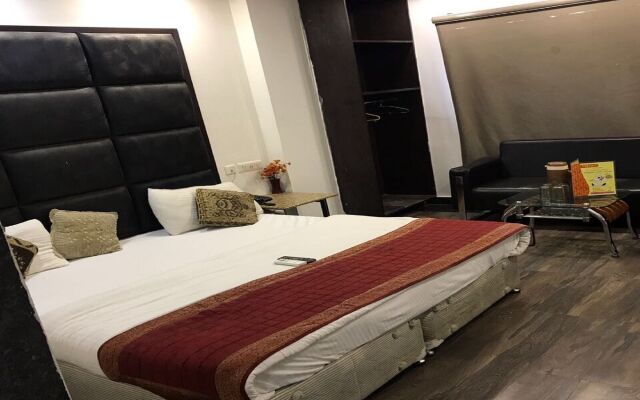 Hotel Metro Plaza - New Delhi Railway Station