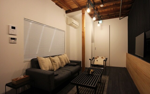 Sekai Hotel Yanagi - Hostel