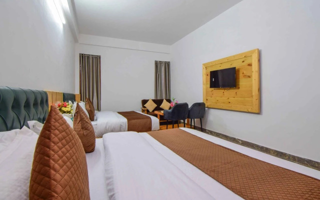 Bellagio by Dumnu Homes - Jakhoo Temple