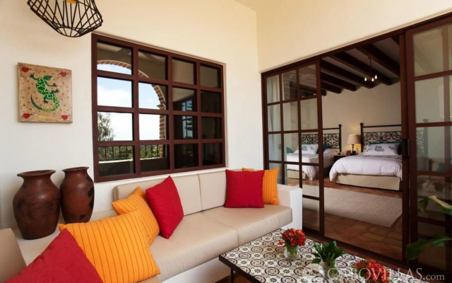 Guaycura Boutique Hotel Beach Club & Spa