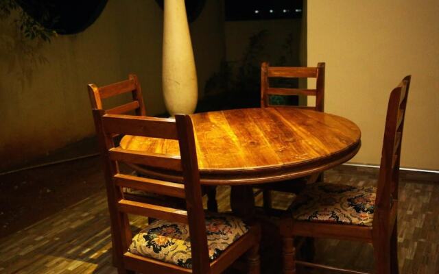 Wildlife Safari House