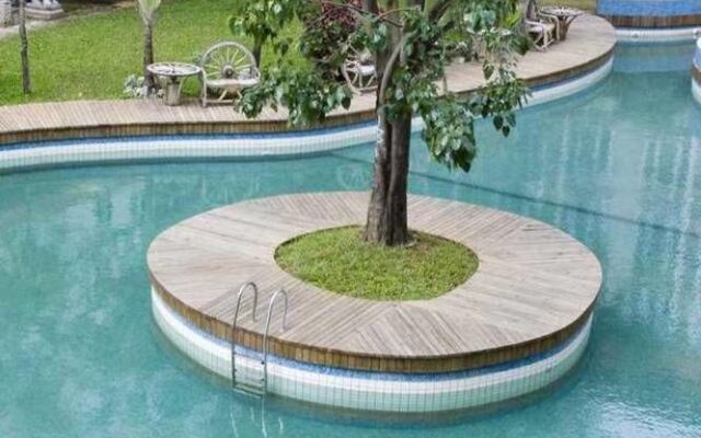 Xishuangbanna Golden Zone Hotel