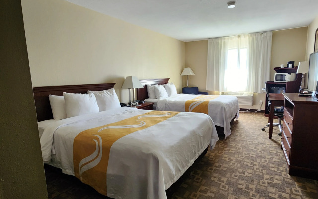Quality Inn I-70 at Wanamaker