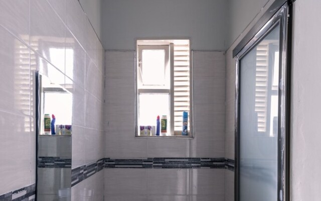 Lixan Parlour