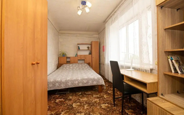 Comfortable apartments on Hrushevskogo street near 16 city hospital