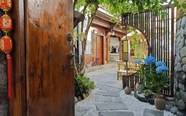 Dali Ancient City ·Lishe Ancient Feng Boutique Courtyard